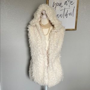 Fur vest